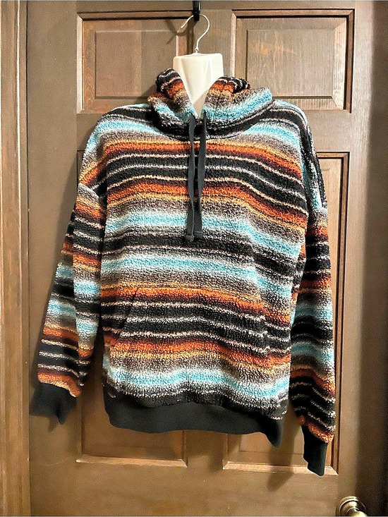 Shyanne Sweaters - Shyanne Striped Pullover Hoodie in Black & Blue Small
